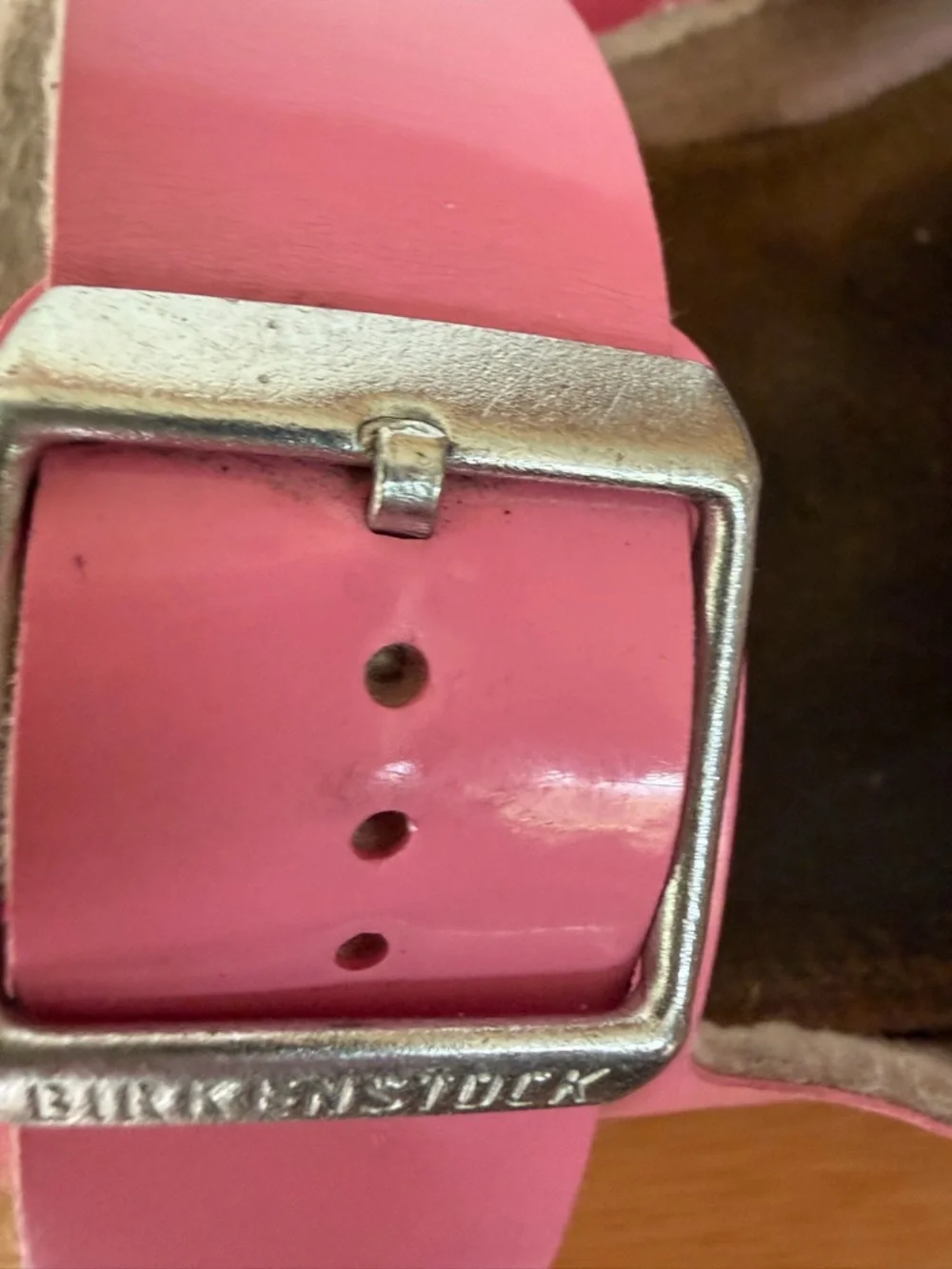 Birkenstock Arizona Two-Strap Sandal Light Pink Silver Buckles Sz 33 Kid’s 2-2.5